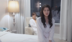 完蛋我被美女包围了